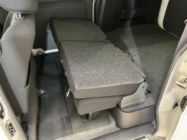 ハイゼットカーゴクルーズＳＡIII　ワンオーナー　ナビ　バックカメラワンオーナー　ナビ　バックカメラ　ドライブレコーダー　リアコーナーセンサー　オートマチックハイビーム　ＵＳＢチャージャー　Ｂｌｕｅｔｏｏｔｈ　ＤＶＤ再生　フルセグＴＶ　キーレスエントリー　ドアバイザー（京都府）の中古車