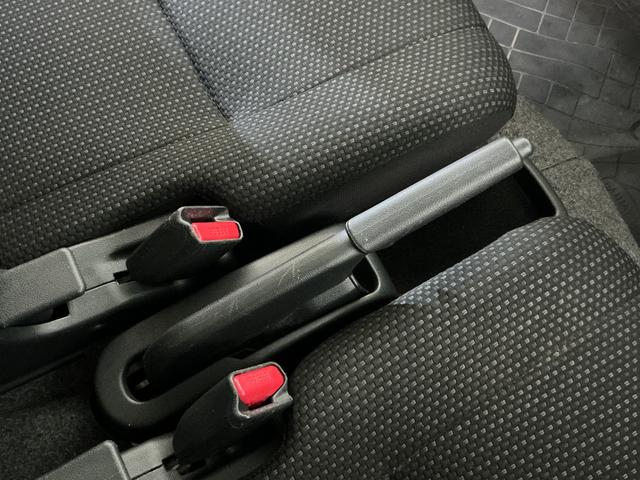 ハイゼットカーゴクルーズＳＡIII　ワンオーナー　ナビ　バックカメラワンオーナー　ナビ　バックカメラ　ドライブレコーダー　リアコーナーセンサー　オートマチックハイビーム　ＵＳＢチャージャー　Ｂｌｕｅｔｏｏｔｈ　ＤＶＤ再生　フルセグＴＶ　キーレスエントリー　ドアバイザー（京都府）の中古車