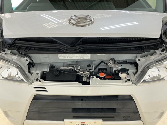 ハイゼットカーゴクルーズＳＡIII　ワンオーナー　ナビ　バックカメラワンオーナー　ナビ　バックカメラ　ドライブレコーダー　リアコーナーセンサー　オートマチックハイビーム　ＵＳＢチャージャー　Ｂｌｕｅｔｏｏｔｈ　ＤＶＤ再生　フルセグＴＶ　キーレスエントリー　ドアバイザー（京都府）の中古車