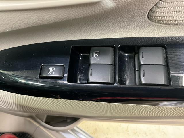 デイズＸ　ナビ　全周囲カメラ　ドライブレコーダー　フルセグチューナ純正ナビ　全周囲カメラ　ドライブレコーダー　フルセグチューナー　ブルートゥース対応　プッシュボタンエンジンスタート　オートエアコン　アイドリングストップ　ホイールキャップ　電動格納式ドアミラー　ＡＢＳ（京都府）の中古車