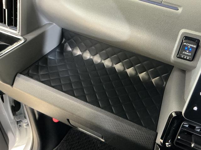 タントカスタムＸセレクション　ナビ　バックカメラ　ＥＴＣ　ドラレコワンオーナー　９インチメモリーナビ　バックカメラ　ＥＴＣ　ドライブレコーダー　フルセグチューナー　ブルートゥース対応　プッシュボタンエンジンスタート　両側リヤパワースライドドア　ＬＥＤヘッドライト（京都府）の中古車