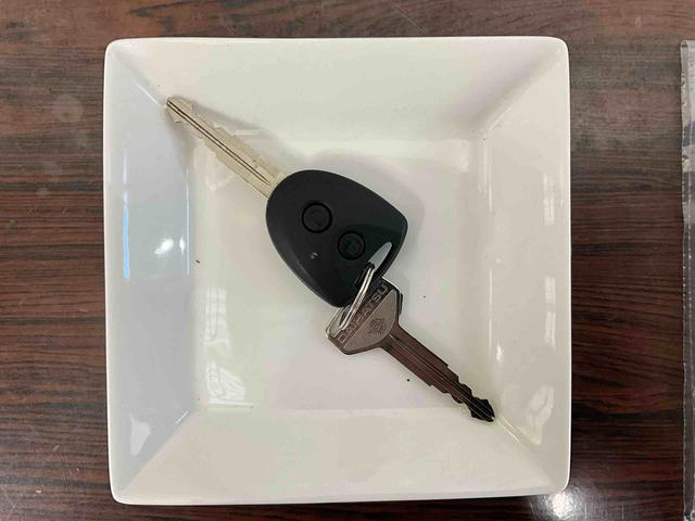 ミライースＸ　ＳＡIII　スマートアシストIII　キーレスリモコンスマートアシストＩＩＩ　キーレスリモコン　ＬＥＤヘッドライト　アイドリングストップ　電動格納式ドアミラー　カーペットマット　マニュアルエアコン　ホイールキャップ　オートライト　パワーウインドウ　ＡＢＳ（京都府）の中古車