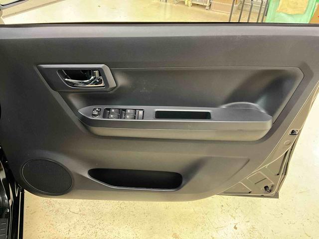 ミライースＸ　ＳＡIII　スマートアシストIII　キーレスリモコンスマートアシストＩＩＩ　キーレスリモコン　ＬＥＤヘッドライト　アイドリングストップ　電動格納式ドアミラー　カーペットマット　マニュアルエアコン　ホイールキャップ　オートライト　パワーウインドウ　ＡＢＳ（京都府）の中古車