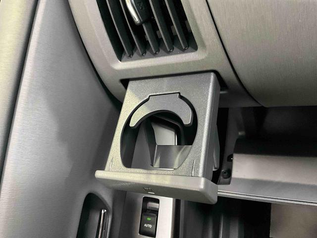 プリウスアルファS チューン ブラックナビ バックカメラ ETC キーフリー ハイブリッド オートエアコン オートライト プッシュボタンスタート デュアルエアバッグ ABS 安全ボディ バイザーマット付 電動格納ドアミラー(京都府)の中古車