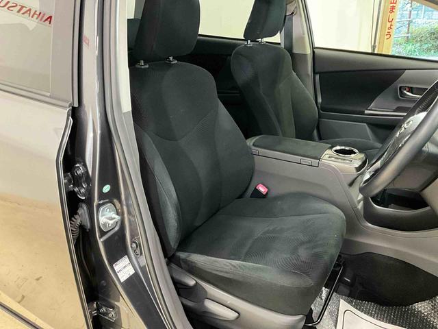 プリウスアルファS チューン ブラックナビ バックカメラ ETC キーフリー ハイブリッド オートエアコン オートライト プッシュボタンスタート デュアルエアバッグ ABS 安全ボディ バイザーマット付 電動格納ドアミラー(京都府)の中古車