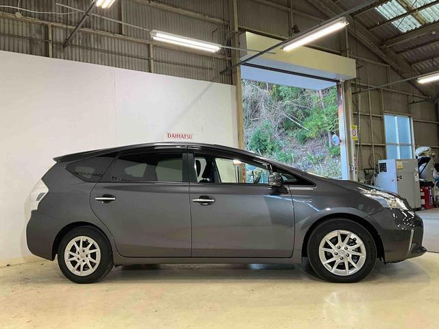 プリウスアルファS チューン ブラックナビ バックカメラ ETC キーフリー ハイブリッド オートエアコン オートライト プッシュボタンスタート デュアルエアバッグ ABS 安全ボディ バイザーマット付 電動格納ドアミラー(京都府)の中古車