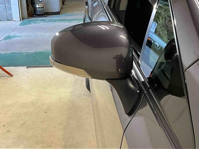 プリウスアルファS チューン ブラックナビ バックカメラ ETC キーフリー ハイブリッド オートエアコン オートライト プッシュボタンスタート デュアルエアバッグ ABS 安全ボディ バイザーマット付 電動格納ドアミラー(京都府)の中古車