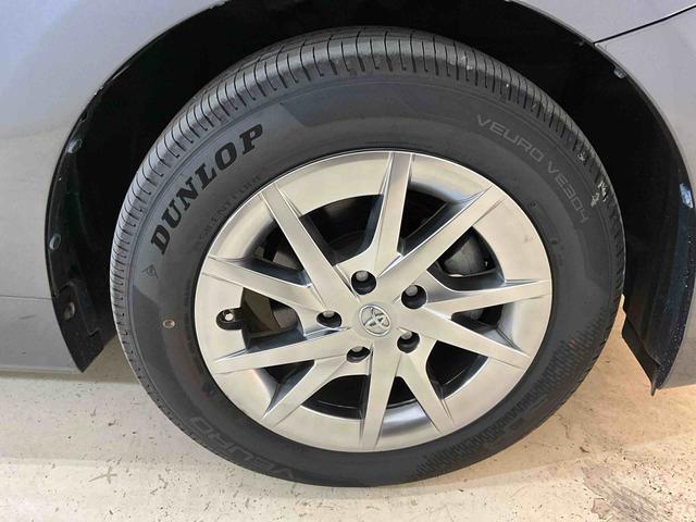 プリウスアルファS チューン ブラックナビ バックカメラ ETC キーフリー ハイブリッド オートエアコン オートライト プッシュボタンスタート デュアルエアバッグ ABS 安全ボディ バイザーマット付 電動格納ドアミラー(京都府)の中古車