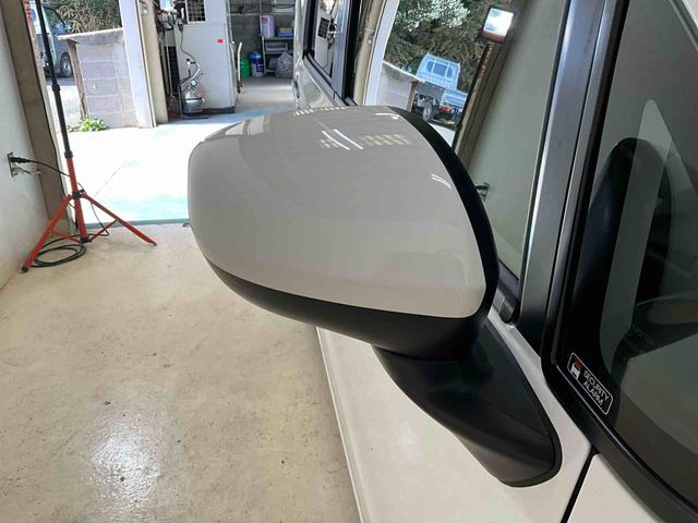 ムーヴL SAIII衝突被害軽減システム 運転席エアバック 助手席エアバック ABS キーレスエントリー オートマチックハイビーム オートライト ベンチシート 衝突安全ボディ マニュアルエアコン アイドリングストップ(京都府)の中古車