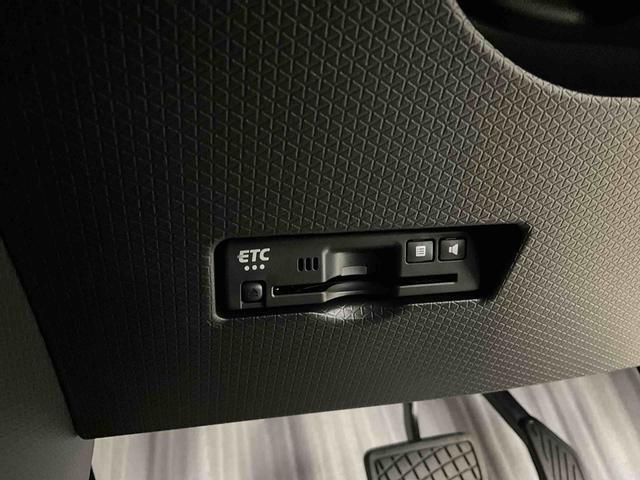 タントカスタムＲＳ　ターボ　４ＷＤ　クルーズコントロール　ＥＴＣカスタムＲＳ　ターボ　４ＷＤ　クルーズコントロール　ＥＴＣ　届出済未使用車　バックカメラ　前席シートヒーター　ＬＥＤヘッドランプ　スマートキー２個　スマアシ　衝突回避支援システム　純正アルミ（京都府）の中古車