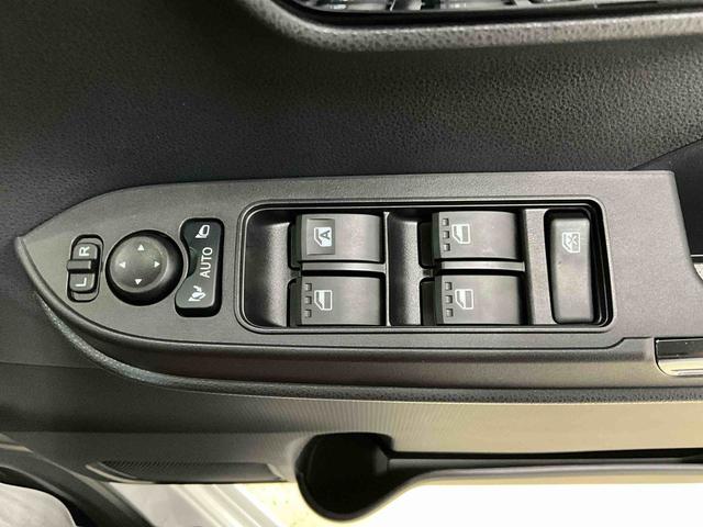 タントカスタムＲＳ　ターボ　４ＷＤ　クルーズコントロール　ＥＴＣカスタムＲＳ　ターボ　４ＷＤ　クルーズコントロール　ＥＴＣ　届出済未使用車　バックカメラ　前席シートヒーター　ＬＥＤヘッドランプ　スマートキー２個　スマアシ　衝突回避支援システム　純正アルミ（京都府）の中古車