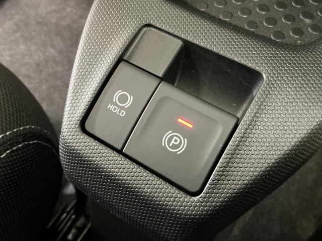 タフトＧ　クロムベンチャー　デモカー　パノラマモニター　クルコンデモカー　パノラマモニター　スカイフィールトップ　アダプティブクルーズコントロール　前後コーナーセンサー　前席シートヒーター　電子パーキング　オートブレーキホールド　１５インチ純正アルミホイール（京都府）の中古車