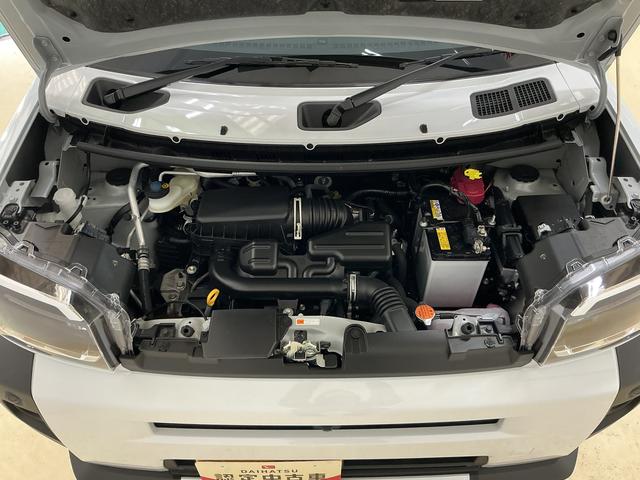 タフトＧ　クロムベンチャー　デモカー　パノラマモニター　クルコンデモカー　パノラマモニター　スカイフィールトップ　アダプティブクルーズコントロール　前後コーナーセンサー　前席シートヒーター　電子パーキング　オートブレーキホールド　１５インチ純正アルミホイール（京都府）の中古車