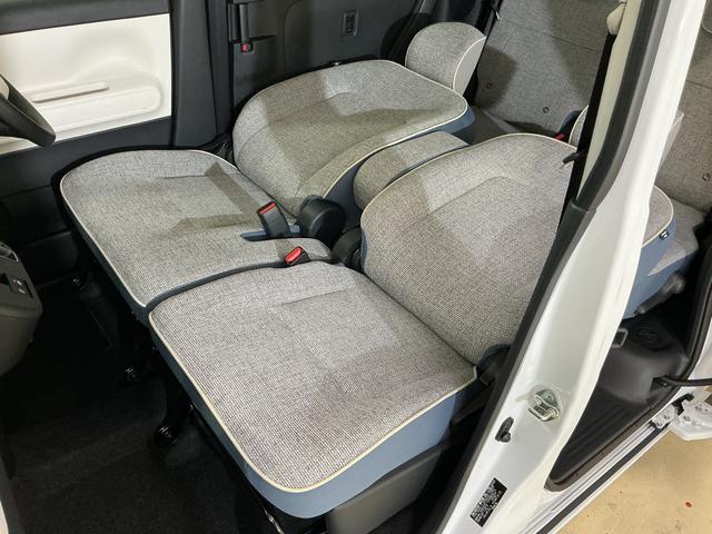 ムーヴキャンバスストライプスＧ　届出済み未使用車　全周囲カメラ　電動スライド届出済み未使用車　パノラマモニター　両側電動スライドドア　前席シートヒーター　前後コーナーセンサー　電子パーキング　オートブレーキホールド　ホッとカップホルダー　ＵＳＢチャージャー　横滑り防止措置（京都府）の中古車