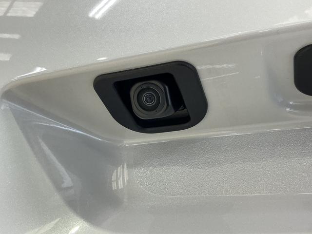 ムーヴキャンバスストライプスＧ　届出済み未使用車　全周囲カメラ　電動スライド届出済み未使用車　パノラマモニター　両側電動スライドドア　前席シートヒーター　前後コーナーセンサー　電子パーキング　オートブレーキホールド　ホッとカップホルダー　ＵＳＢチャージャー　横滑り防止措置（京都府）の中古車