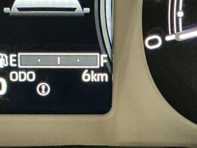 ムーヴキャンバスストライプスＧ　届出済み未使用車　全周囲カメラ　電動スライド届出済み未使用車　パノラマモニター　両側電動スライドドア　前席シートヒーター　前後コーナーセンサー　電子パーキング　オートブレーキホールド　ホッとカップホルダー　ＵＳＢチャージャー　横滑り防止措置（京都府）の中古車