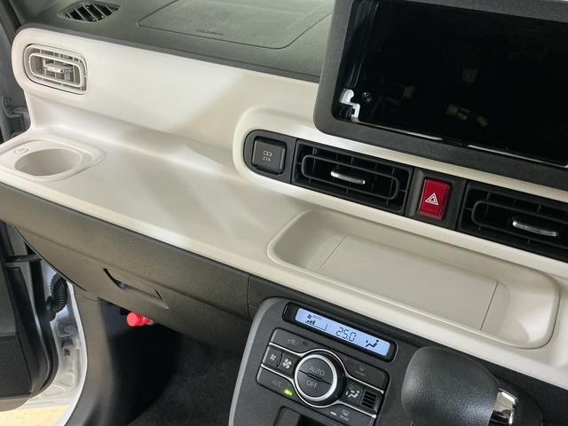 ムーヴキャンバスストライプスＧ　届出済み未使用車　全周囲カメラ　電動スライド届出済み未使用車　パノラマモニター　両側電動スライドドア　前席シートヒーター　前後コーナーセンサー　電子パーキング　オートブレーキホールド　ホッとカップホルダー　ＵＳＢチャージャー　横滑り防止措置（京都府）の中古車