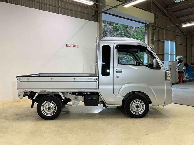 サンバートラックグランドキャブスマートアシスト CDチューナー ETCスマートアシスト 社外ドライブレコーダー CDチューナー キーレスリモコン LEDヘッドライト ETC スチールホイール マニュアルエアコン 荷台作業灯 ゲートプロテクターゴム パワーウインドウ(京都府)の中古車