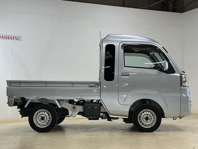 ハイゼットトラックジャンボＳＡIIIｔ　ワンオーナー　ＡＴ車　ＣＤオーディオワンオーナー　ＡＴ車　ＣＤオーディオ　３方開　荷台作業灯　ＬＥＤヘッドライト　ドアバイザー　横滑り防止装置　キーレスエントリー　盗難防止装置　アイドリングストップ　電動格納ミラー　オートライト（京都府）の中古車