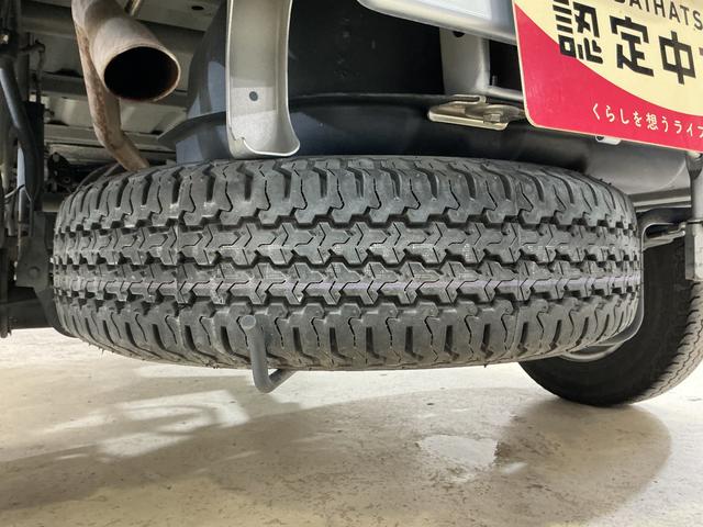 ハイゼットトラックジャンボＳＡIIIｔ　ワンオーナー　ＡＴ車　ＣＤオーディオワンオーナー　ＡＴ車　ＣＤオーディオ　３方開　荷台作業灯　ＬＥＤヘッドライト　ドアバイザー　横滑り防止装置　キーレスエントリー　盗難防止装置　アイドリングストップ　電動格納ミラー　オートライト（京都府）の中古車