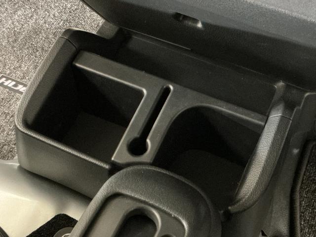 ハイゼットトラックジャンボＳＡIIIｔ　ワンオーナー　ＡＴ車　ＣＤオーディオワンオーナー　ＡＴ車　ＣＤオーディオ　３方開　荷台作業灯　ＬＥＤヘッドライト　ドアバイザー　横滑り防止装置　キーレスエントリー　盗難防止装置　アイドリングストップ　電動格納ミラー　オートライト（京都府）の中古車