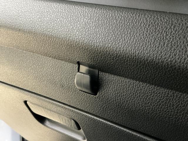 ハイゼットトラックジャンボＳＡIIIｔ　ワンオーナー　ＡＴ車　ＣＤオーディオワンオーナー　ＡＴ車　ＣＤオーディオ　３方開　荷台作業灯　ＬＥＤヘッドライト　ドアバイザー　横滑り防止装置　キーレスエントリー　盗難防止装置　アイドリングストップ　電動格納ミラー　オートライト（京都府）の中古車