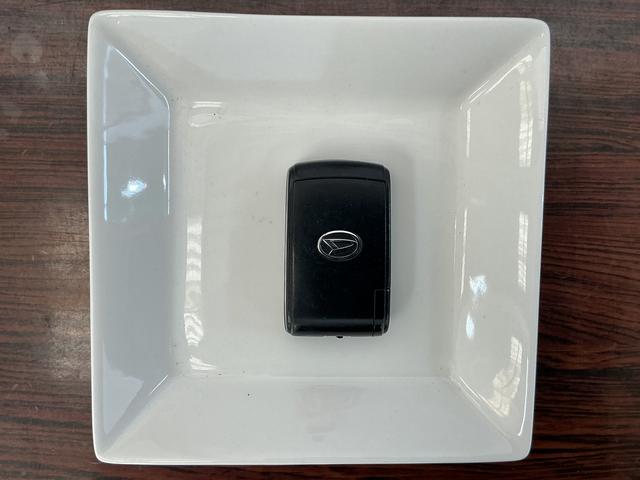 ミラココアココアプラスＧ　４ＷＤ　ナビ　バックカメラ　ワンセグテレビ４ＷＤ　ナビ　バックカメラ　ルーフレール　フォグライト　ワンセグ　オートエアコン　ドアバイザー　スマートキー　アイドリングストップ　盗難防止装置　アクセサリーソケット　電動格納ドアミラー（京都府）の中古車