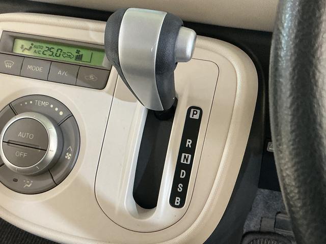 ミラココアココアプラスＧ　４ＷＤ　ナビ　バックカメラ　ワンセグテレビ４ＷＤ　ナビ　バックカメラ　ルーフレール　フォグライト　ワンセグ　オートエアコン　ドアバイザー　スマートキー　アイドリングストップ　盗難防止装置　アクセサリーソケット　電動格納ドアミラー（京都府）の中古車