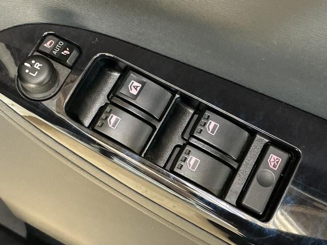 タントカスタムＲＳ　トップエディションＶＳ　ＳＡIII　１オーナーワンオーナー　ターボ　ナビ　パノラマモニター　ドライブレコーダー　ＥＴＣ　両側電動スライドドア　運転席シートヒーター　リアコーナーセンサー　ＵＳＢ接続　Ｂｌｕｅｔｏｏｔｈ　オートマチックハイビーム（京都府）の中古車