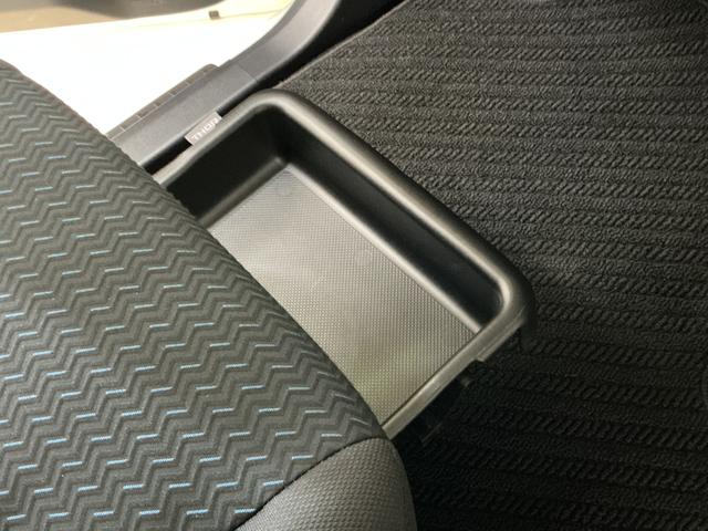 トールカスタムＧ　ワンオーナー　ディスプレイオーディオ　ドラレコディスプレイオーディオ　パノラマモニター　ドライブレコーダー　ＥＴＣ　後席両側電動スライドドア　クルーズコントロール　コーナーセンサー　前席シートヒーター　電子パーキング　スマートアシスト（京都府）の中古車