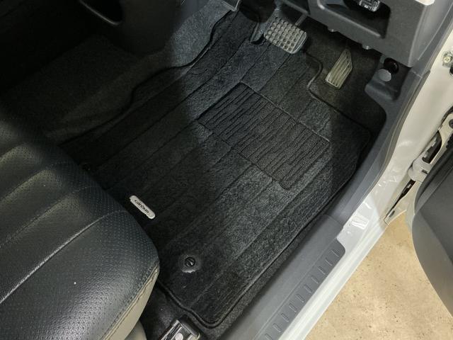 ムーヴキャンバスＧブラックアクセントＶＳ　ＳＡIII　ワンオーナー　ナビワンオーナー　ナビ　パノラマモニター　ＥＴＣ　ドライブレコーダー　両側電動スライドドア　運転席シートヒーター　オートマチックハイビーム　ＵＳＢ接続　Ｂｌｕｅｔｏｏｔｈ　ＬＥＤヘッドライト（京都府）の中古車