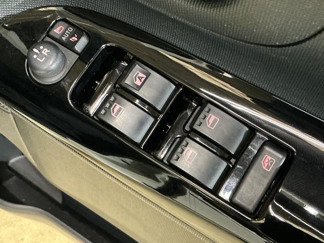 ムーヴキャンバスＧブラックアクセントＶＳ　ＳＡIII　ワンオーナー　ナビワンオーナー　ナビ　パノラマモニター　ＥＴＣ　ドライブレコーダー　両側電動スライドドア　運転席シートヒーター　オートマチックハイビーム　ＵＳＢ接続　Ｂｌｕｅｔｏｏｔｈ　ＬＥＤヘッドライト（京都府）の中古車