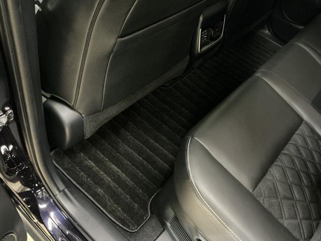 ハリアープレミアム　ナビ　バックカメラ　前後ドライブレコーダーナビ　バックカメラ　前後ドライブレコーダー　ＥＴＣ　レーダークルーズコントロール　Ｂｌｕｅｔｏｏｔｈ　電動リアゲート　パワーシート　電子パーキング　オートブレーキホールド　１８インチアルミホイール（京都府）の中古車