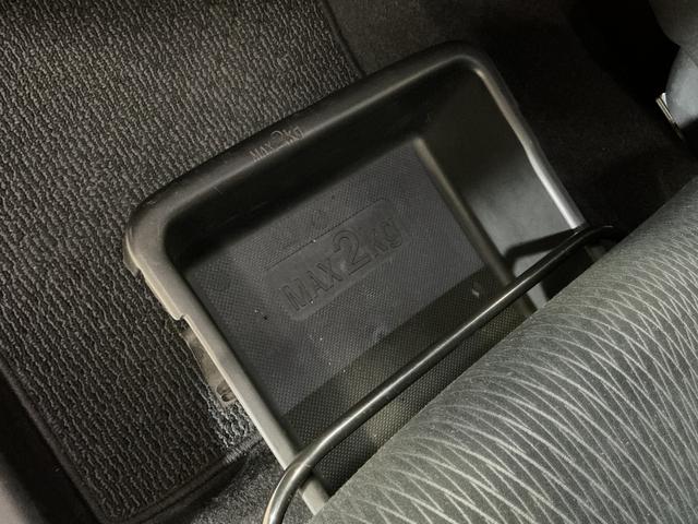 ステラカスタムＲ　スマートアシスト　ワンオーナー　ナビ　ＥＴＣワンオーナー　ナビ　バックカメラ　ＥＴＣ　シートヒーター　ＵＳＢ接続　Ｂｌｕｅｔｏｏｔｈ　ＤＶＤ再生　アイドリングストップ　横滑り防止装置　盗難防止装置　フルセグ　プッシュスタート　ＬＥＤヘッドライト（京都府）の中古車