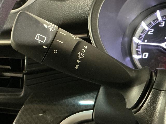 ステラカスタムＲ　スマートアシスト　ワンオーナー　ナビ　ＥＴＣワンオーナー　ナビ　バックカメラ　ＥＴＣ　シートヒーター　ＵＳＢ接続　Ｂｌｕｅｔｏｏｔｈ　ＤＶＤ再生　アイドリングストップ　横滑り防止装置　盗難防止装置　フルセグ　プッシュスタート　ＬＥＤヘッドライト（京都府）の中古車