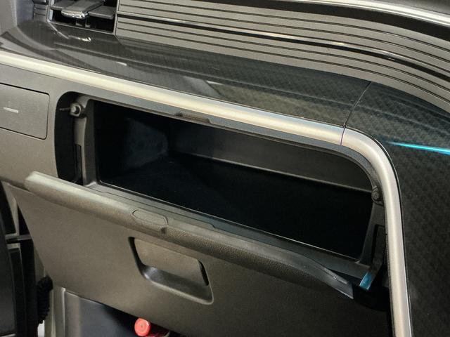 ステラカスタムＲ　スマートアシスト　ワンオーナー　ナビ　ＥＴＣワンオーナー　ナビ　バックカメラ　ＥＴＣ　シートヒーター　ＵＳＢ接続　Ｂｌｕｅｔｏｏｔｈ　ＤＶＤ再生　アイドリングストップ　横滑り防止装置　盗難防止装置　フルセグ　プッシュスタート　ＬＥＤヘッドライト（京都府）の中古車