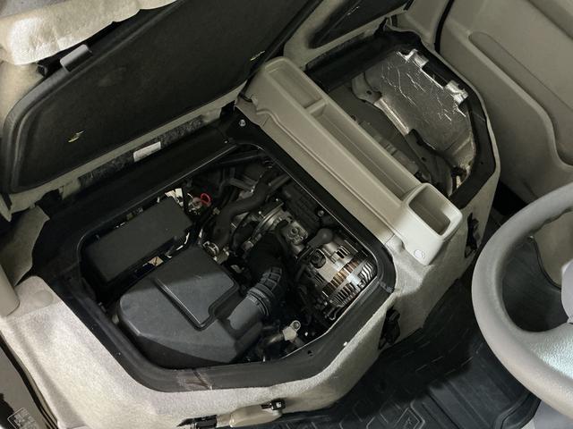 ミニキャブバンブラボー　ワンオーナー　４ＷＤ　ドラレコ　ＥＴＣ　ＣＤデッキワンオーナー　４ＷＤ　ＣＤオーディオ　ドラレコ　ＥＴＣ　ドアバイザー　キーレスエントリー　スペアキー　１２Ｖ電源ソケット　ヘッドライトレベライザー　マニュアルエアコン　電格ドアミラー　両側スライドドア（京都府）の中古車