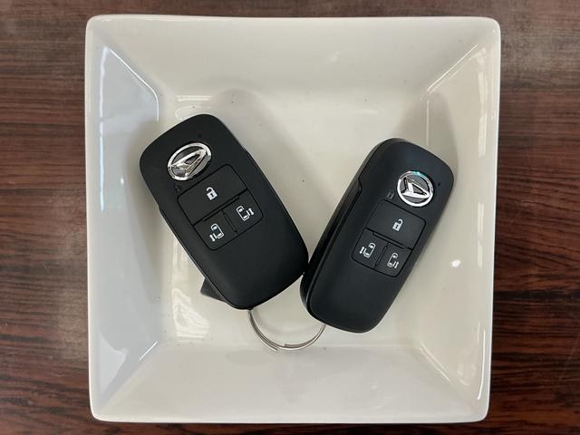 タントカスタムX デモカー 全方位カメラ 両側電動スライドドアデモカー パノラマモニター 両側電動スライドドア 前席シートヒーター 前後コーナーセンサー 14インチ純正アルミホイール オートマチックハイビーム オートブレーキホールド付き電子パーキング スペアキー(京都府)の中古車