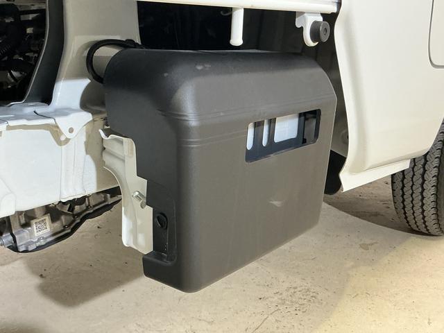 ハイゼットトラックジャンボスタンダード ワンオーナー 4WD ラジオデッキワンオーナー 4WD CVT ラジオデッキ 3方開 前後コーナーセンサー オートマチックハイビーム 衝突軽減ブレーキ スペアキー 横滑り防止装置 アイドリングストップ オートライト 12V電源ソケット(京都府)の中古車