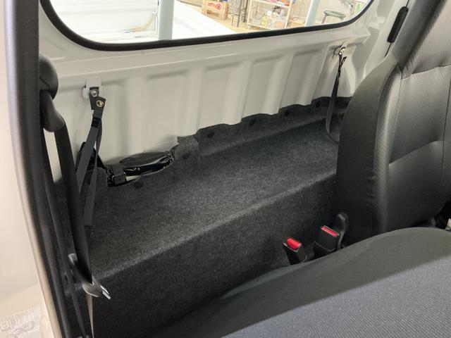 ハイゼットトラックジャンボスタンダード ワンオーナー 4WD ラジオデッキワンオーナー 4WD CVT ラジオデッキ 3方開 前後コーナーセンサー オートマチックハイビーム 衝突軽減ブレーキ スペアキー 横滑り防止装置 アイドリングストップ オートライト 12V電源ソケット(京都府)の中古車