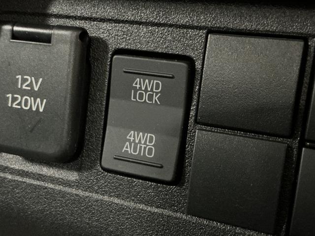 ハイゼットトラックジャンボスタンダード ワンオーナー 4WD ラジオデッキワンオーナー 4WD CVT ラジオデッキ 3方開 前後コーナーセンサー オートマチックハイビーム 衝突軽減ブレーキ スペアキー 横滑り防止装置 アイドリングストップ オートライト 12V電源ソケット(京都府)の中古車