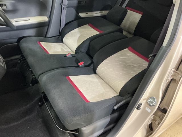 パッソモーダ　Ｓ　ワンオーナー　ナビ　バックカメラ　ツートンワンオーナー　ナビ　バックカメラ　Ｂｌｕｅｔｏｏｔｈ　ツートンカラー／ルーフ黒　衝突軽減ブレーキ　ＬＥＤヘッドライト　プッシュスタート　横滑り防止装置　スペアキー　アイドリングストップ　オートエアコン（京都府）の中古車