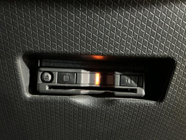 タントカスタムＸスタイルセレクション　ワンオーナー　ナビ　ＥＴＣ１オーナー　ナビ　パノラマモニター　ＥＴＣ　ドラレコ　ロングスライドシート　両側電動スライドドア　前席シートヒーター　オートマチックハイビーム　コーナーセンサー　ＵＳＢチャージャー　Ｂｌｕｅｔｏｏｔｈ（京都府）の中古車