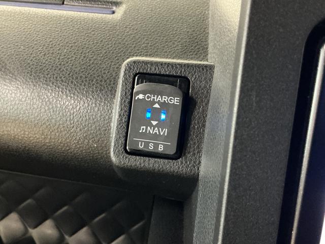 タントカスタムＸスタイルセレクション　ワンオーナー　ナビ　ＥＴＣ１オーナー　ナビ　パノラマモニター　ＥＴＣ　ドラレコ　ロングスライドシート　両側電動スライドドア　前席シートヒーター　オートマチックハイビーム　コーナーセンサー　ＵＳＢチャージャー　Ｂｌｕｅｔｏｏｔｈ（京都府）の中古車