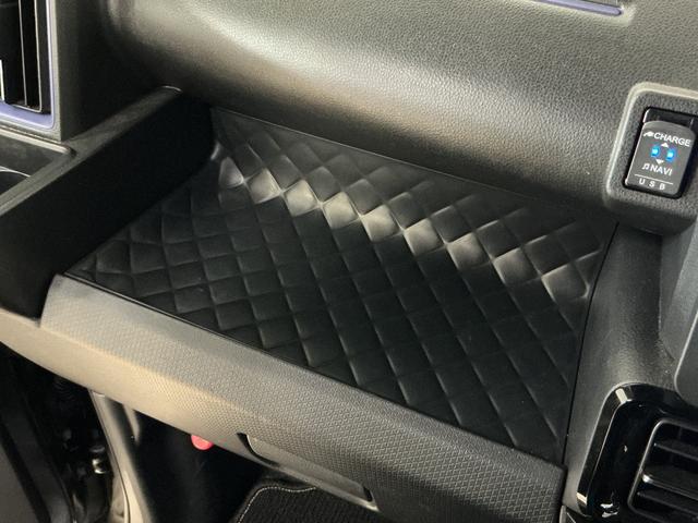 タントカスタムＸスタイルセレクション　ワンオーナー　ナビ　ＥＴＣ１オーナー　ナビ　パノラマモニター　ＥＴＣ　ドラレコ　ロングスライドシート　両側電動スライドドア　前席シートヒーター　オートマチックハイビーム　コーナーセンサー　ＵＳＢチャージャー　Ｂｌｕｅｔｏｏｔｈ（京都府）の中古車