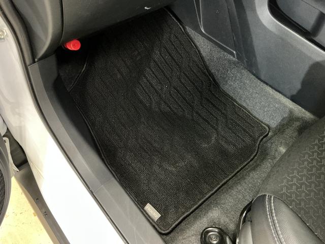 ロッキープレミアムＧ　ＨＥＶ　スマートアシスト　パノラマモニタースマートアシスト　パノラマモニター　プッシュボタンエンジンスタート　ＬＥＤヘッドライト　オートライト　オートエアコン　アダプティブクルーズコントロール　コーナーセンサー　シートヒーター　フォグランプ（京都府）の中古車