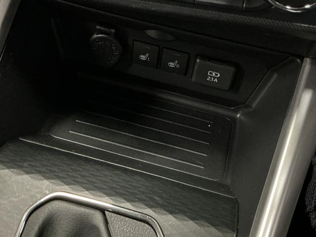 ロッキープレミアムＧ　ＨＥＶ　スマートアシスト　パノラマモニタースマートアシスト　パノラマモニター　プッシュボタンエンジンスタート　ＬＥＤヘッドライト　オートライト　オートエアコン　アダプティブクルーズコントロール　コーナーセンサー　シートヒーター　フォグランプ（京都府）の中古車