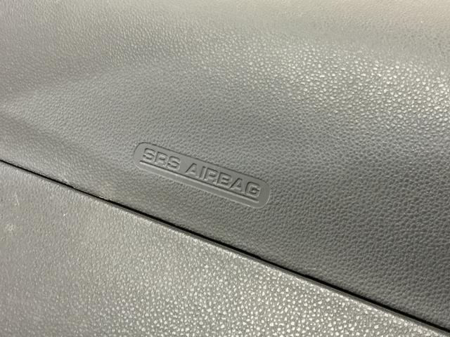 ハイゼットカーゴクルーズ　ワンオーナー　４ＷＤ　５速ＭＴ　ＣＤオーディオワンオーナー　４ＷＤ　５速ＭＴ　ＣＤオーディオ　ドアバイザー　スペアキー有り　ヘッドライトレべライザー　マニュアルエアコン　電動格納ドアミラー　シガーソケット　１２インチ社外アルミホイール（京都府）の中古車