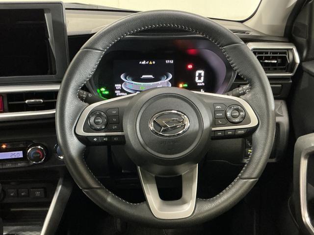 ロッキープレミアムG HEV ワンオーナー パノラマモニターワンオーナー 全周囲カメラ 前後コーナーセンサー 前席シートヒーター アダプティブクルーズコントロール 電子パーキング オートブレーキホールド オートマチックハイビーム 17インチ純正アルミホイール(京都府)の中古車