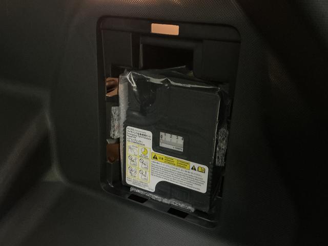 ロッキープレミアムG HEV ワンオーナー パノラマモニターワンオーナー 全周囲カメラ 前後コーナーセンサー 前席シートヒーター アダプティブクルーズコントロール 電子パーキング オートブレーキホールド オートマチックハイビーム 17インチ純正アルミホイール(京都府)の中古車